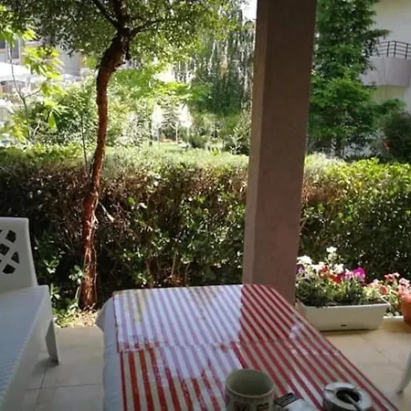 In Sunny Beach, Complex Sun Village, 80 Qm, 2 Bedrooms & Living Near To The Beach, Swimming Pool, Garden Sunny Beach