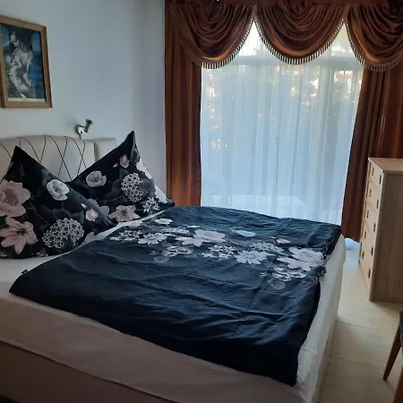 In Sunny Beach, Complex Sun Village, 80 Qm, 2 Bedrooms & Living Near To The Beach, Swimming Pool, Garden Napospart
