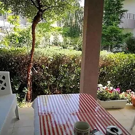 In Sunny Beach, Complex Sun Village, 80 Qm, 2 Bedrooms & Living Near To The Beach, Swimming Pool, Garden Sunny Beach